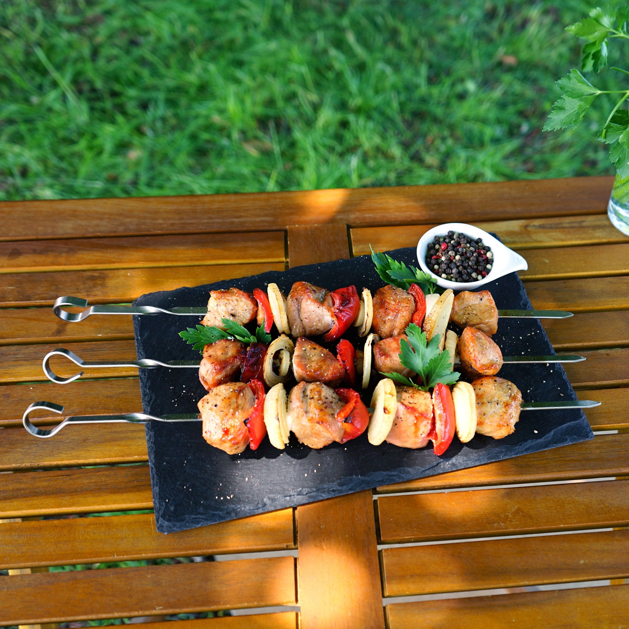 Premium Schaschlikspieße aus Edelstahl mit Gestell - grillart®