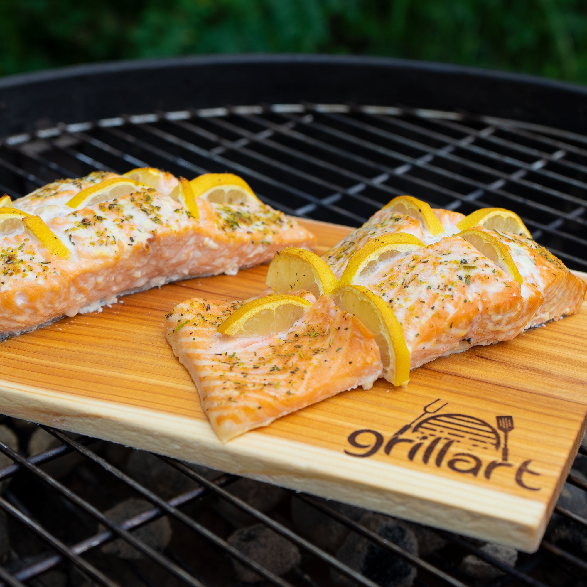 B-Ware! - Räucherbretter zum Grillen – aus 100% natürlichem Holz - Es können Risse und Astlöcher vorkommen! - grillart®
